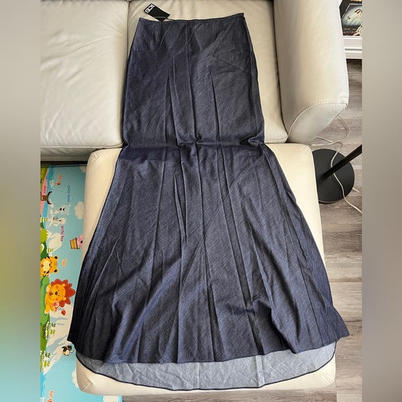 NWT - Ice Iceberg Women’s Denim Look Long Skirt - Made it Italy - US S, L - Picture 2 of 11